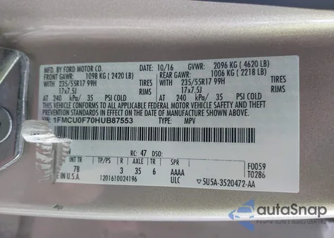 2017 Ford Escape S z USA, uszkodzony, nr VIN 1FMCU0F70HUB87553